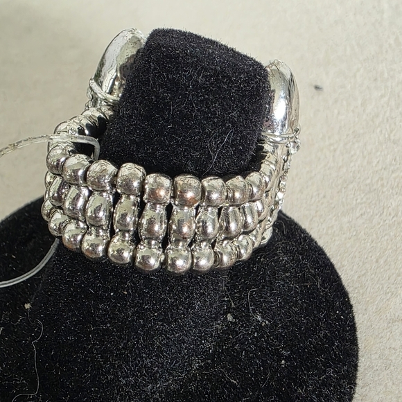 Silver Statement Bullet Ring - Picture 3 of 8